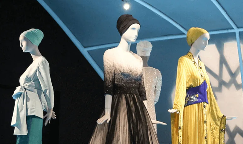 Contemporary Muslim Fashions exhibit at the de Young Museum, San Francisco